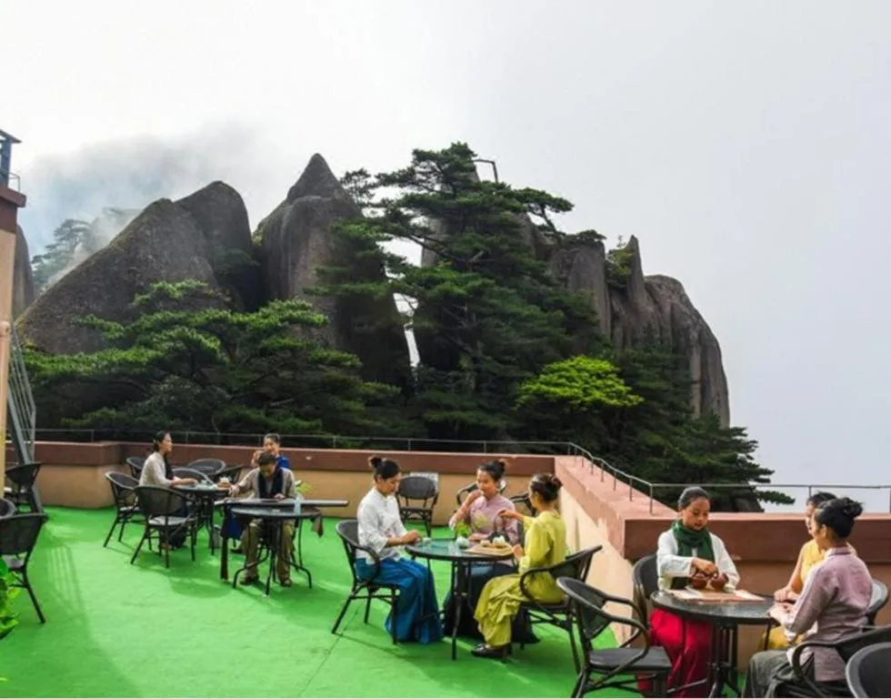 Huangshan Yupinglou Hotel