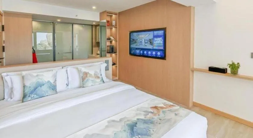 Bed in Huangshan Yupinglou Hotel