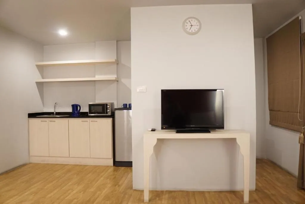 The One Residence Hotel