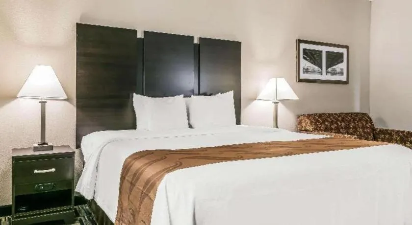 Suburban Studios Mason Hwy 42