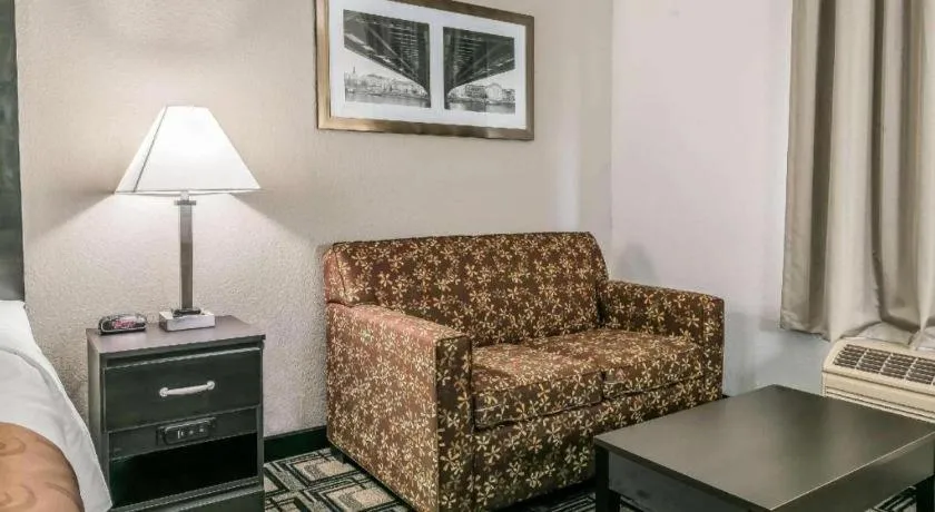 Suburban Studios Mason Hwy 42