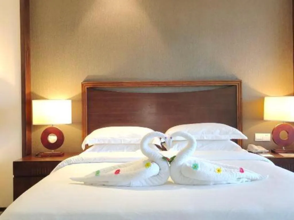 Bed in Boao Holliyard Hotel