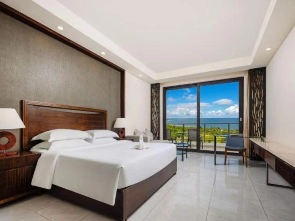 Bed in Boao Holliyard Hotel