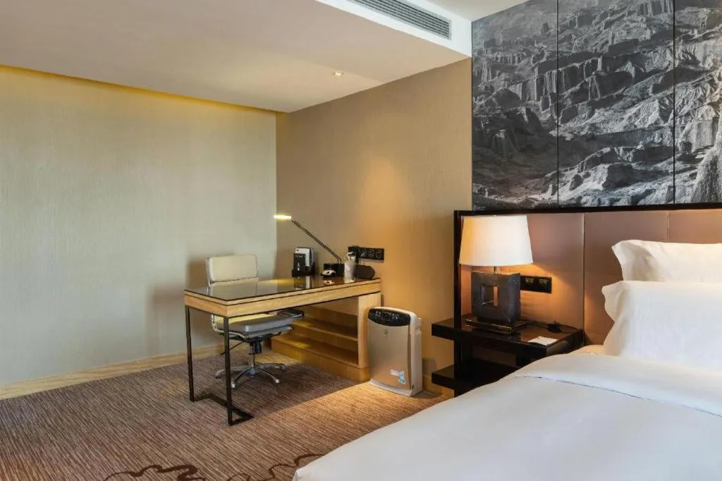 Bed in U Hotel Urumqi