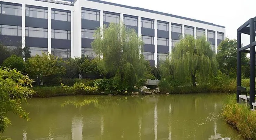 Ramada by Wyndham Suzhou Luzhi