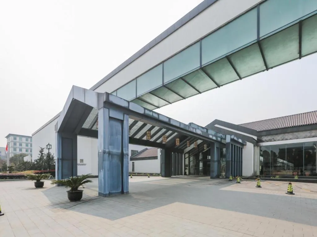 Ramada by Wyndham Suzhou Luzhi