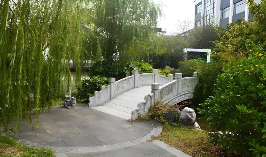 Ramada by Wyndham Suzhou Luzhi