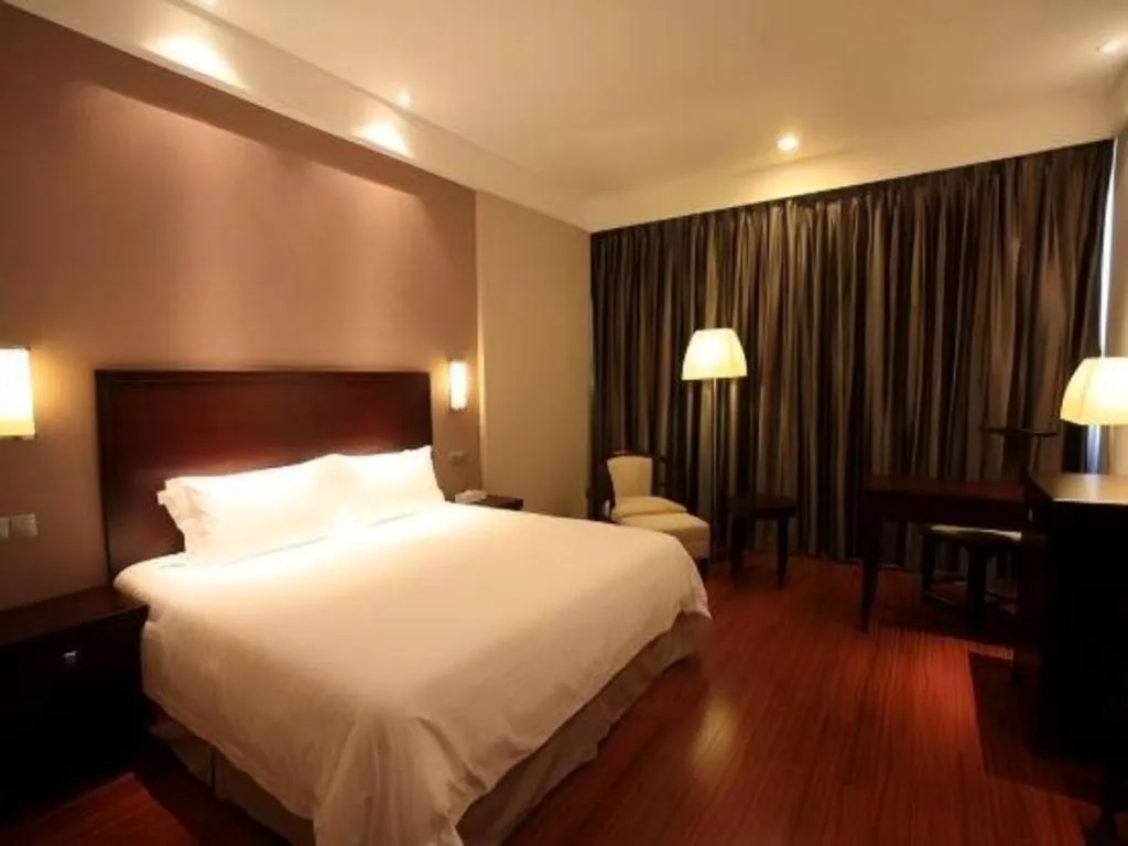 Bed in Ramada by Wyndham Suzhou Luzhi