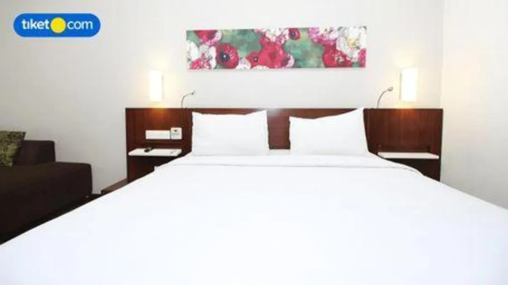 Bed in M - Regency Hotel