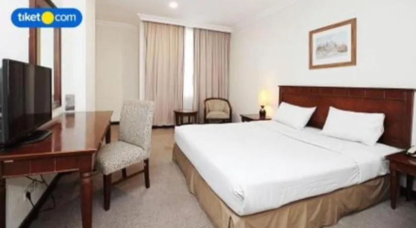 Bed in M - Regency Hotel