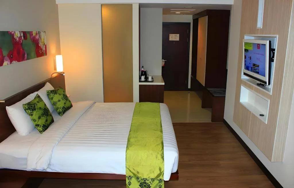 Bed in M - Regency Hotel