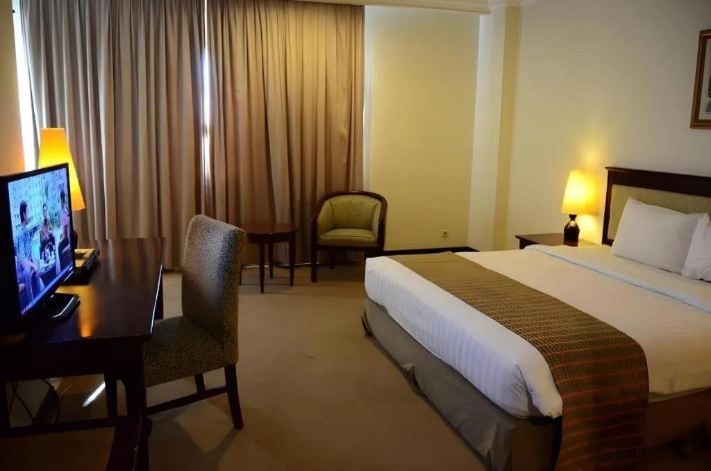 Bed in M - Regency Hotel