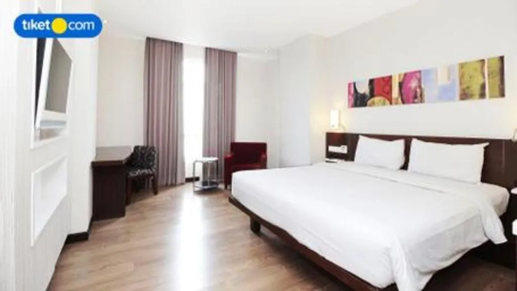 Bed in M - Regency Hotel