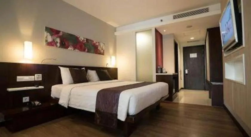 Bed in M - Regency Hotel