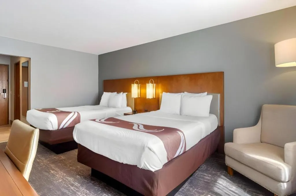 Bed in Quality Inn Danville