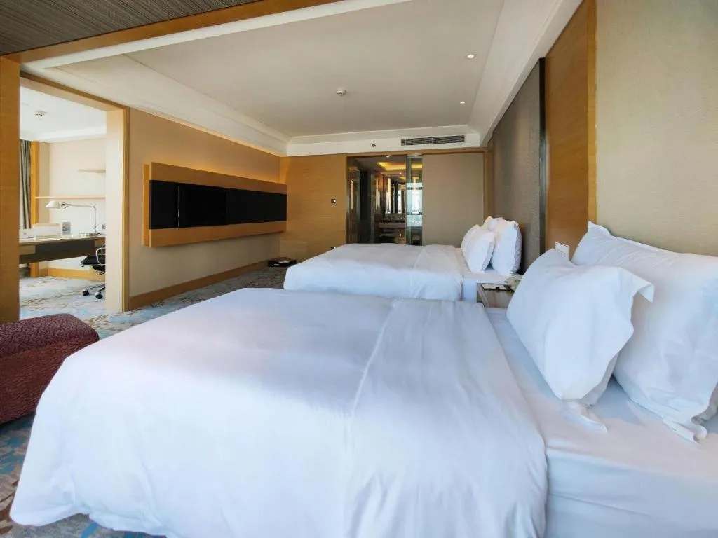 Bed in Grand Skylight International Hotel Guiyang
