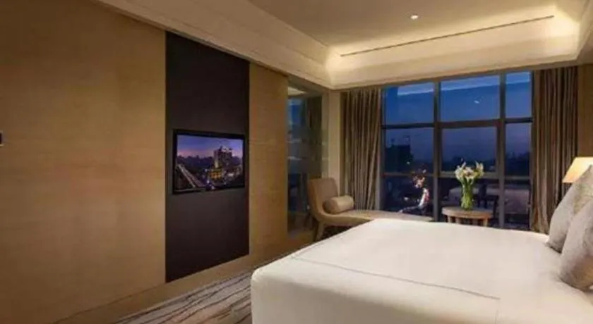 Bed in Grand Skylight International Hotel Guiyang