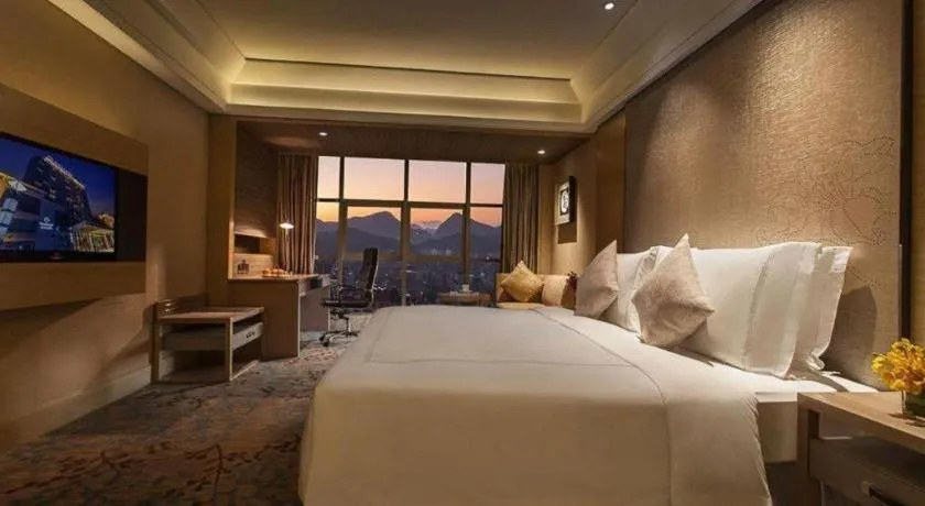Bed in Grand Skylight International Hotel Guiyang