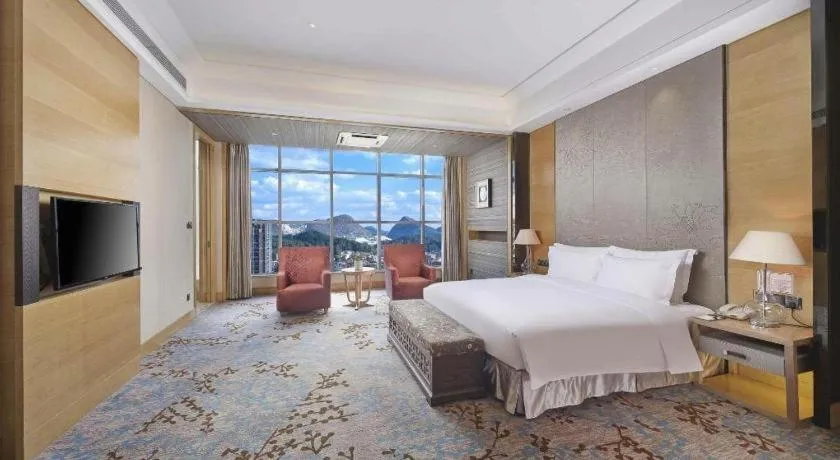 Bed in Grand Skylight International Hotel Guiyang