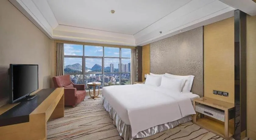 Bed in Grand Skylight International Hotel Guiyang