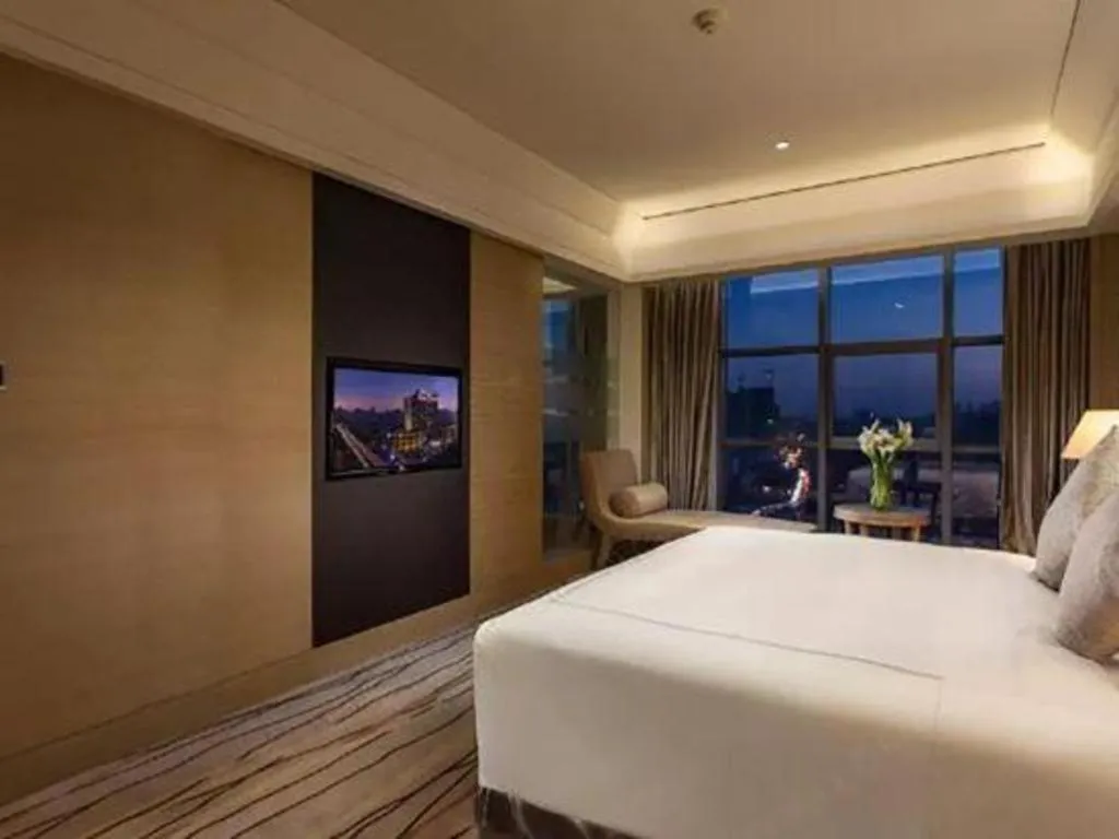 Bed in Grand Skylight International Hotel Guiyang
