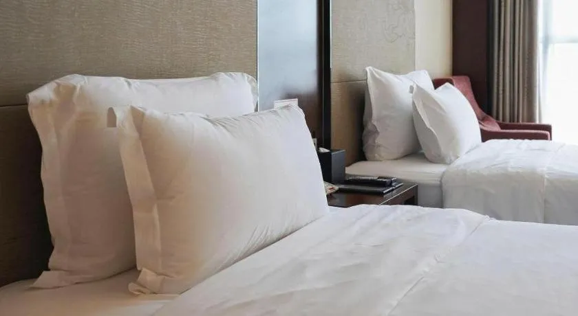 Bed in Grand Skylight International Hotel Guiyang