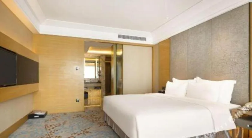 Bed in Grand Skylight International Hotel Guiyang