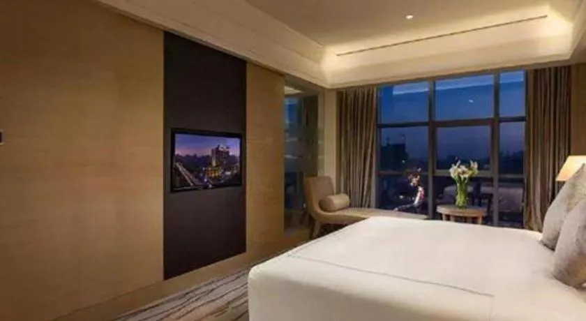 Bed in Grand Skylight International Hotel Guiyang