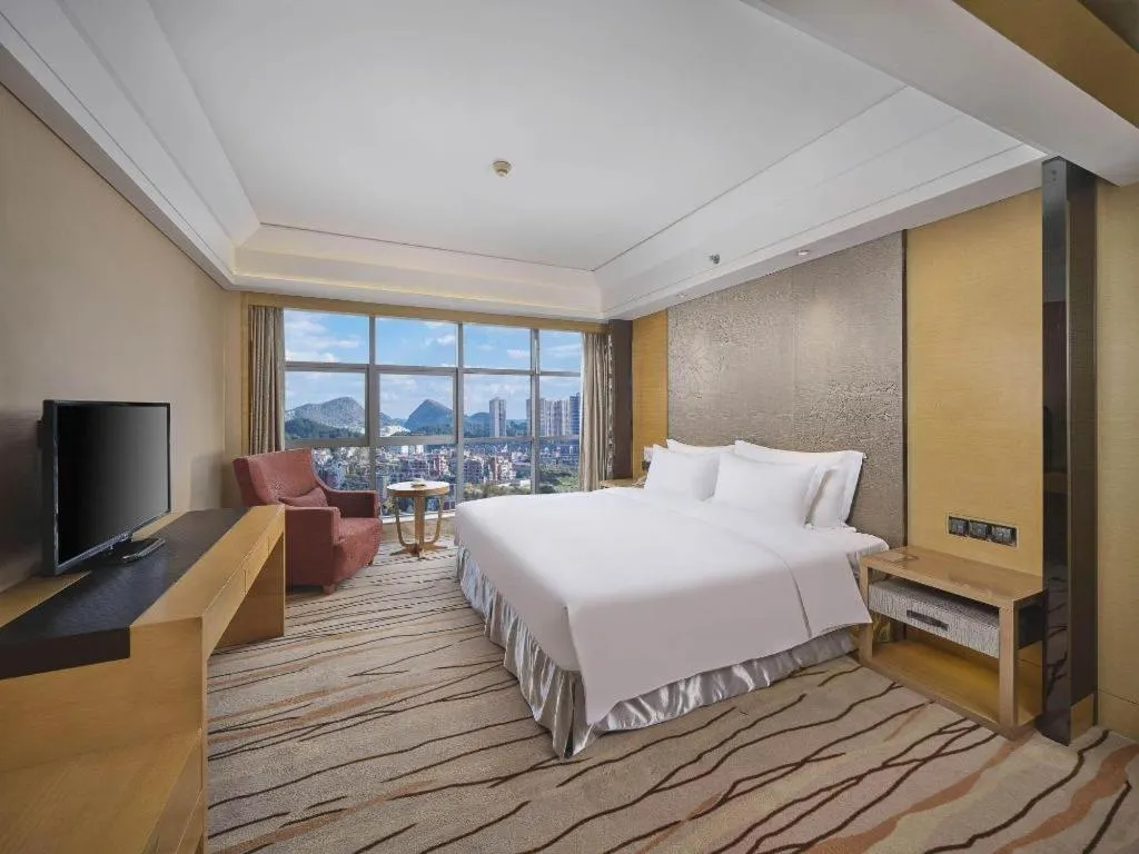 Bed in Grand Skylight International Hotel Guiyang