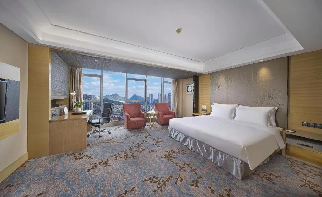 Bed in Grand Skylight International Hotel Guiyang