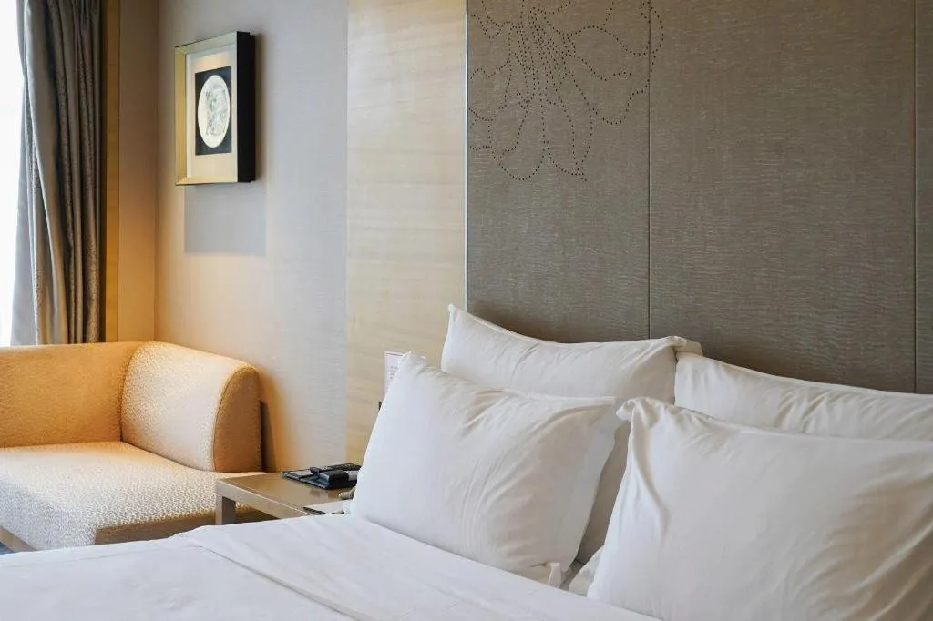 Bed in Grand Skylight International Hotel Guiyang