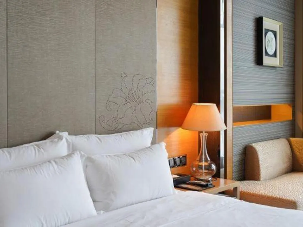 Bed in Grand Skylight International Hotel Guiyang