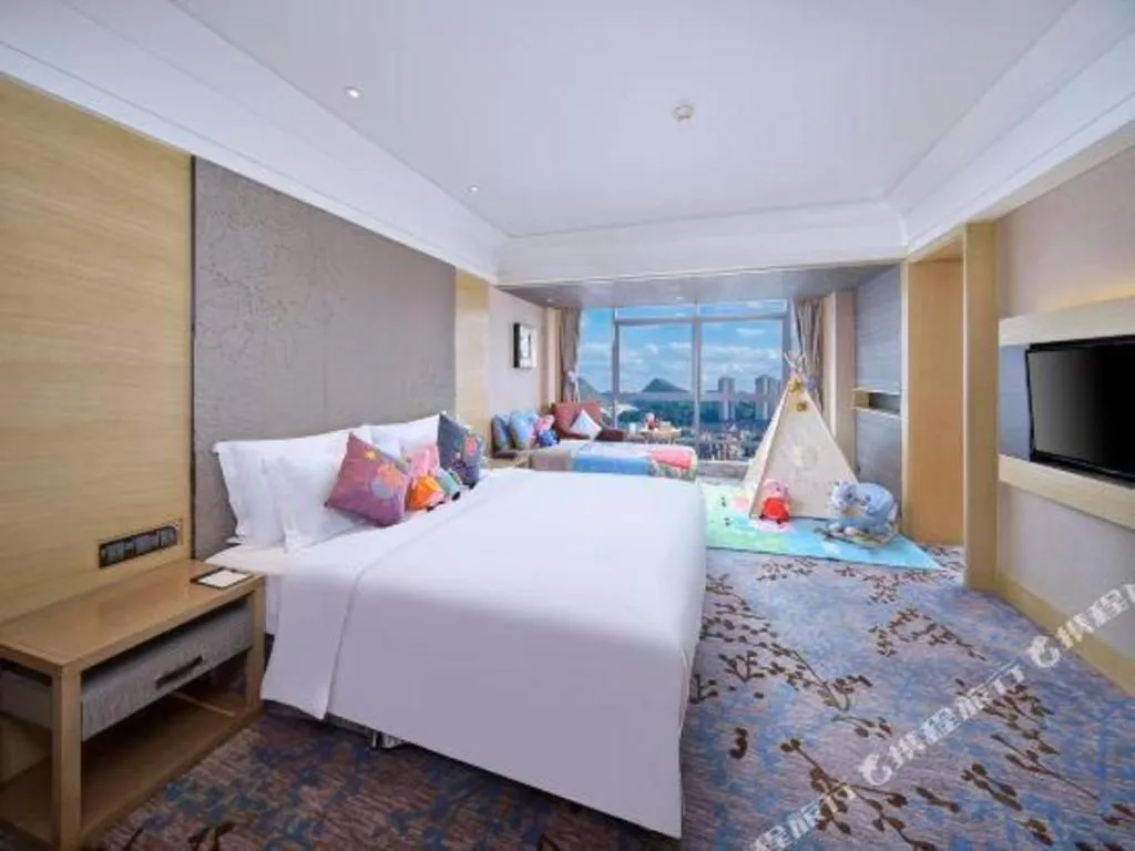 Bed in Grand Skylight International Hotel Guiyang