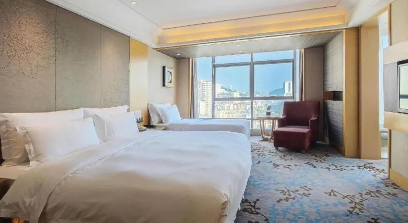 Bed in Grand Skylight International Hotel Guiyang