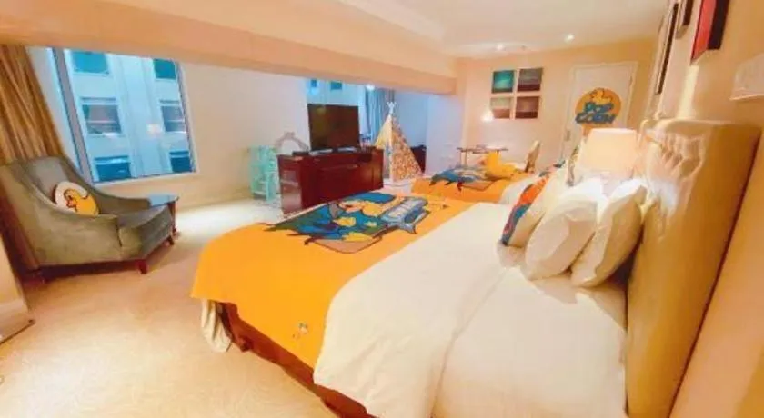 Bed in Dongfang Jianguo Hotel Wuhan