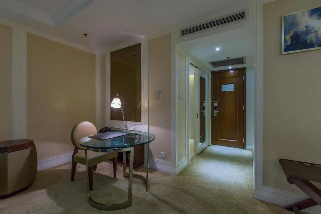 Dongfang Jianguo Hotel Wuhan