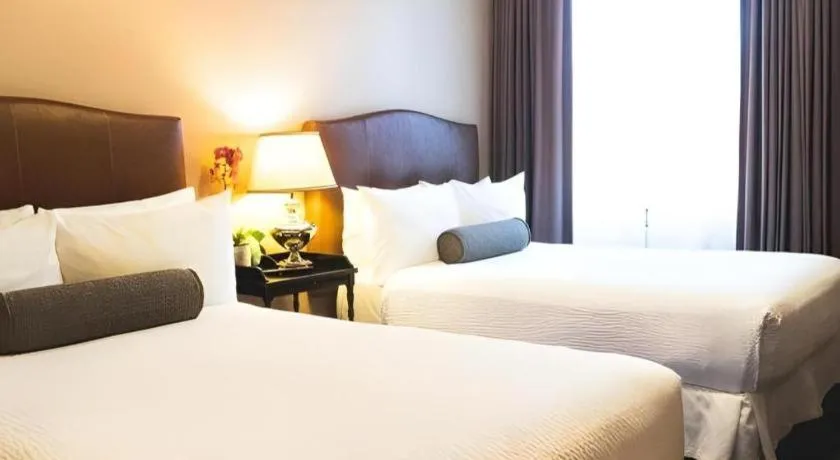 Bed in Hotel Normandie Los Angeles