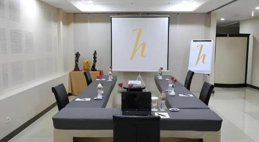 d'primahotel Mega Kuningan