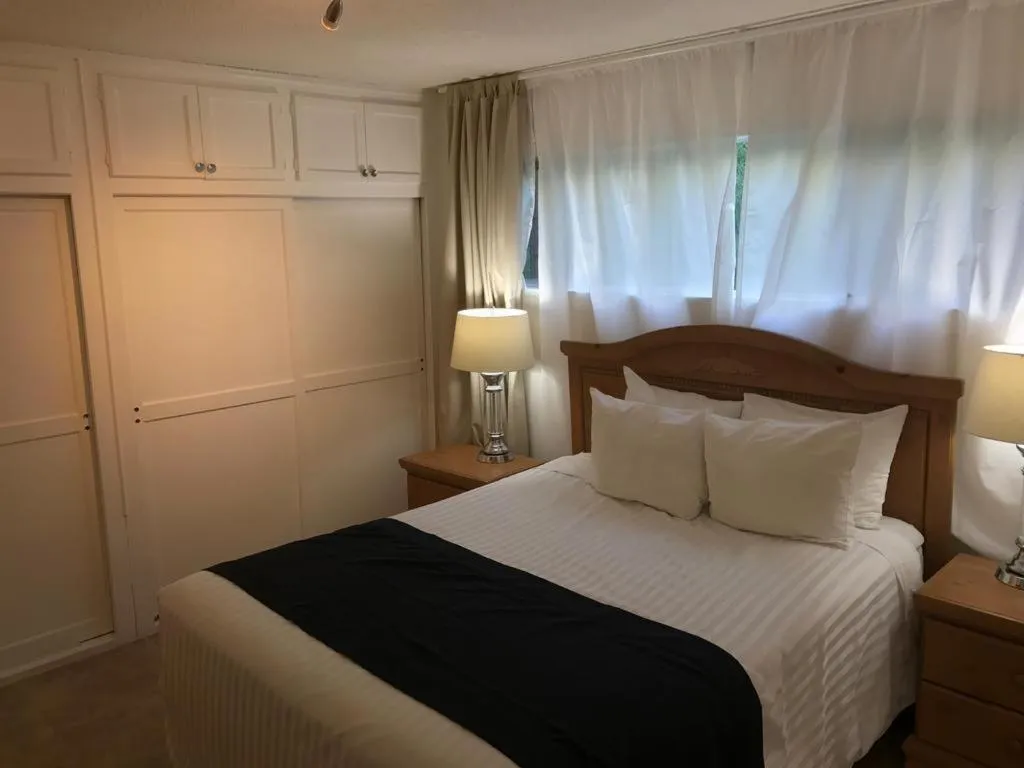 Bed in Highland Gardens Hotel