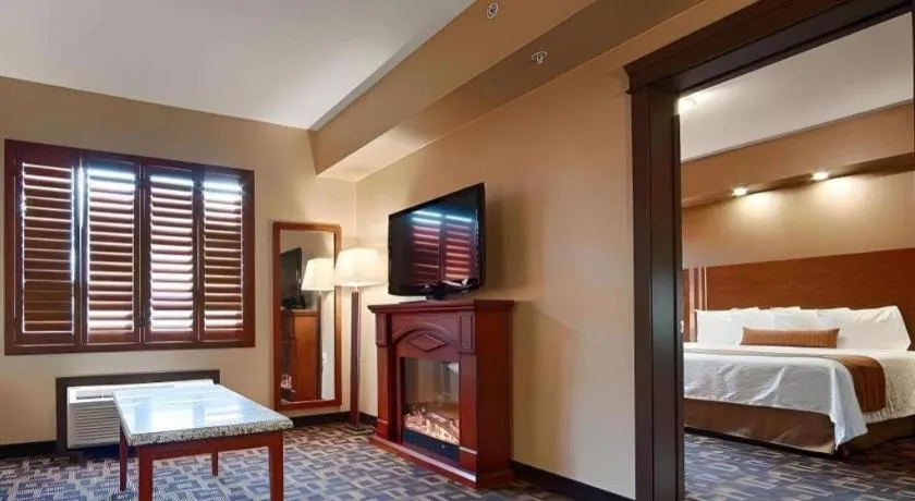 Bed in Days Inn by Wyndham Redwater