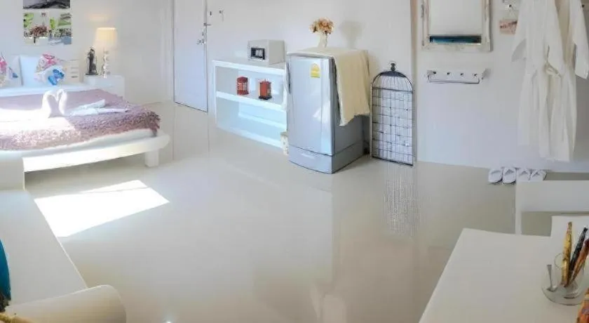 Bed in Chic Hotel Suratthani