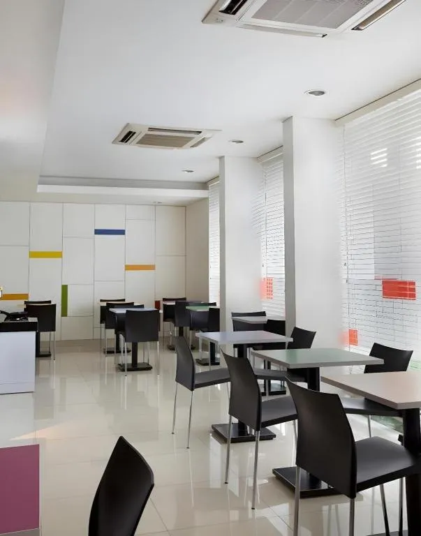 Amaris Hotel Panglima Polim 1