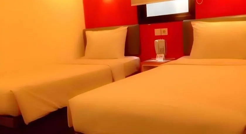 Bed in Amaris Hotel Panglima Polim 1
