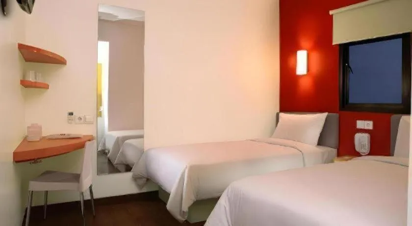 Bed in Amaris Hotel Panglima Polim 1