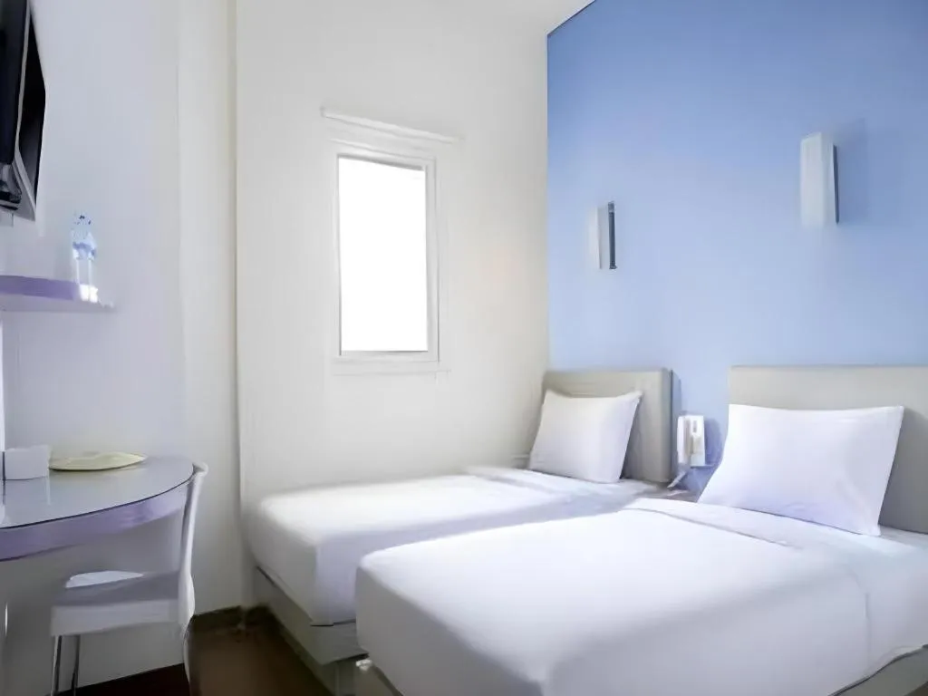 Bed in Amaris Hotel Panglima Polim 1