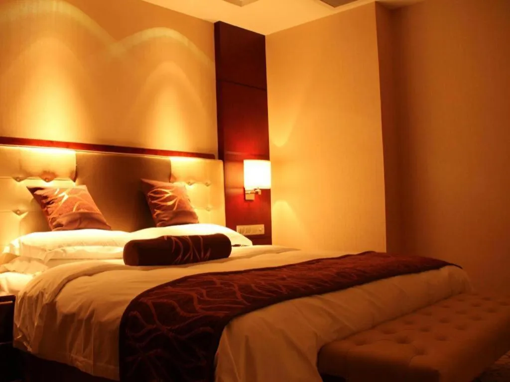 Bed in Northwest Petroleum Hotel