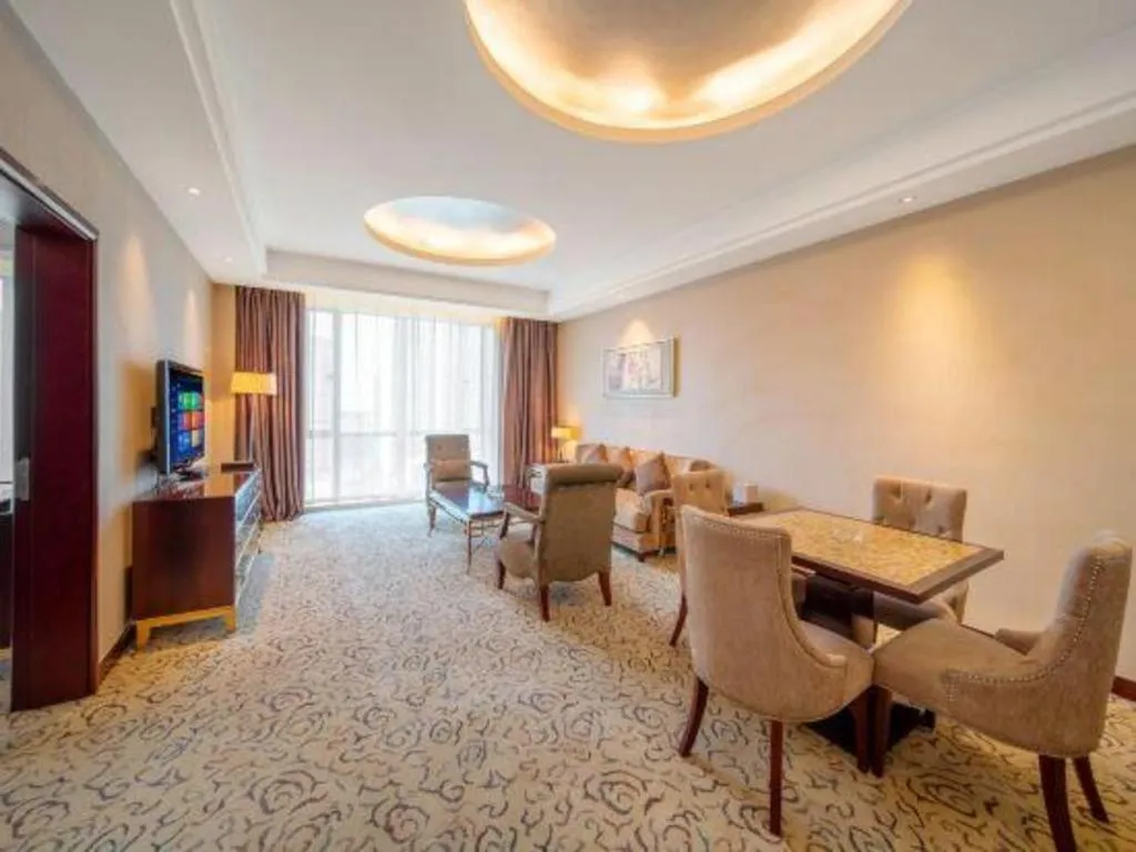 Northwest Petroleum Hotel