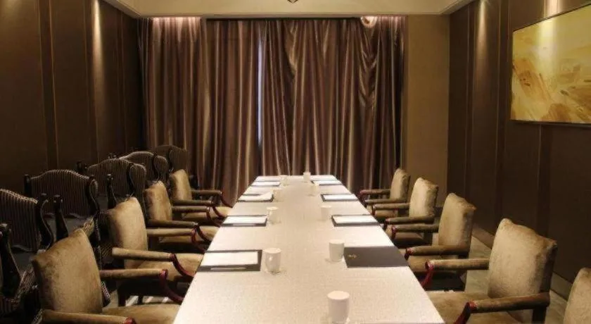 Northwest Petroleum Hotel