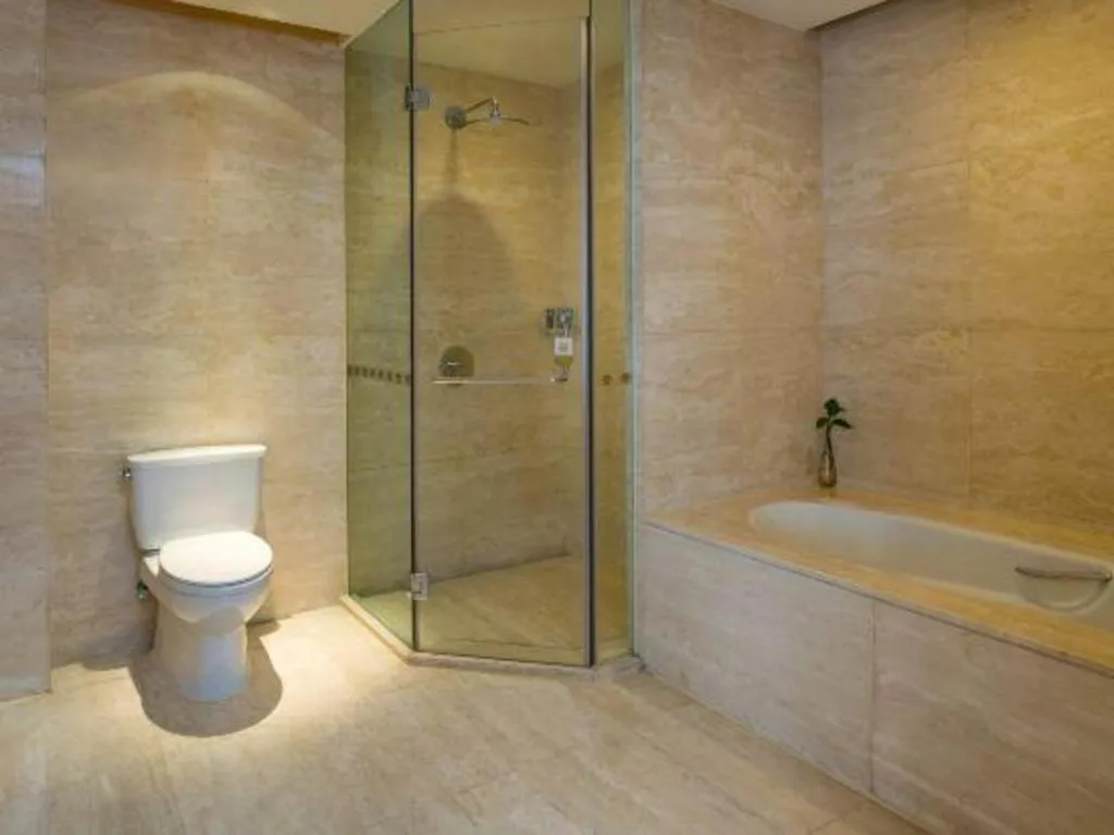 Northwest Petroleum Hotel