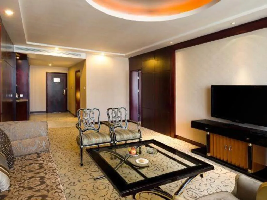 Northwest Petroleum Hotel